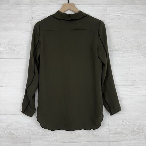 Aritzia Babaton Rena Top Popover Blouse Size XS Olive Green Long Sleeves Preppy - Picture 5 of 15